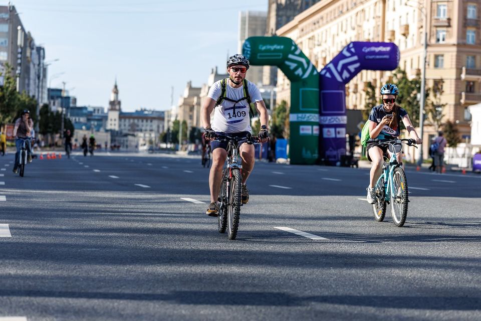 Фото b0ae6da987614f7ba00309107542a7f5 с события Cyclingrace Вечернее Садовое