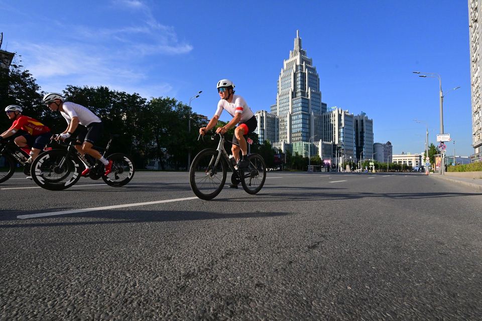 Фото d1ba531cad074bd7af47d7f62ae1acd1 с события Cyclingrace Вечернее Садовое
