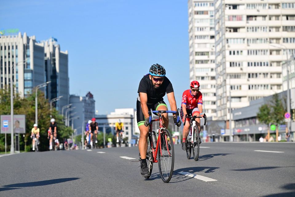 Фото 38f8f511675d467c9f6c999a45ac518a с события Cyclingrace Вечернее Садовое