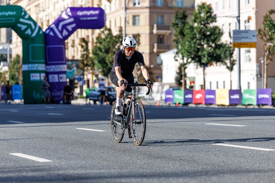 Фото f62e367e23194b22aee1dc8abe54e59c с события Cyclingrace Вечернее Садовое