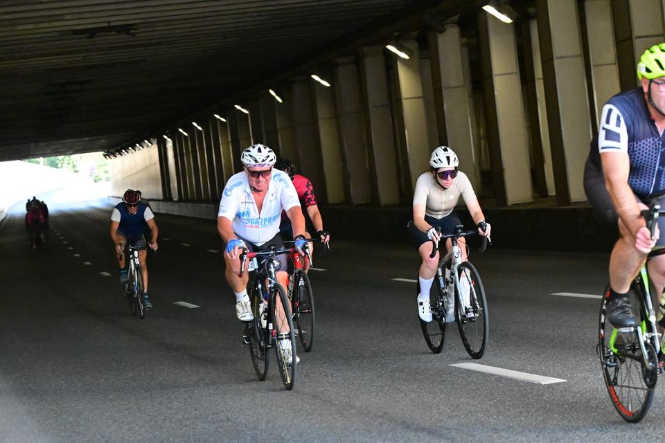 Фото 18ad5bfd9e0d4900b7dd3144f5ce2bc7 с события Cyclingrace Вечернее Садовое