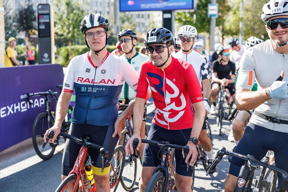 Фото 113c13e2e6c3430d8c7f4c5c20f1e936 с события Cyclingrace Вечернее Садовое