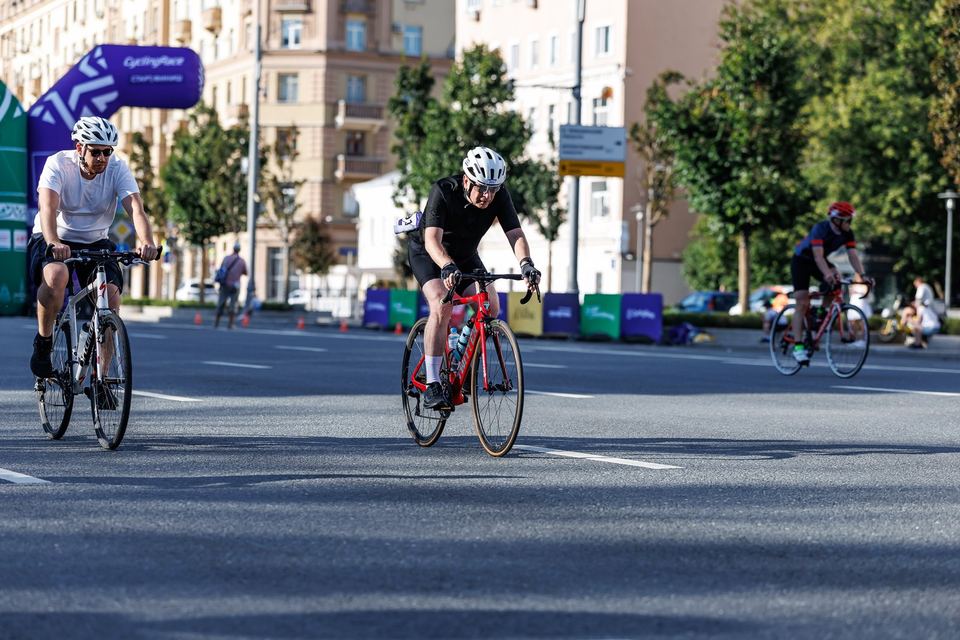 Фото db016a7bdbae4f35abee1bb4c443afca с события Cyclingrace Вечернее Садовое