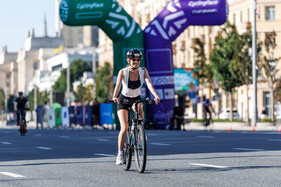 Фото 81faa3a4ee344cb393c85df9ec3ff446 с события Cyclingrace Вечернее Садовое