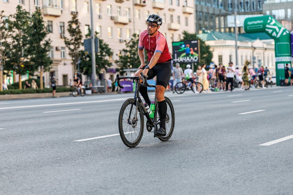 Фото 3d1cd53bf8774b5299b39da67a6cc986 с события Cyclingrace Вечернее Садовое