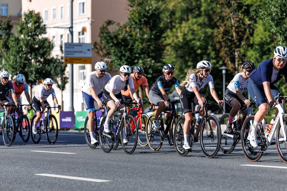Фото f71338d29e7e4213a41b3953b0e0fa24 с события Cyclingrace Вечернее Садовое