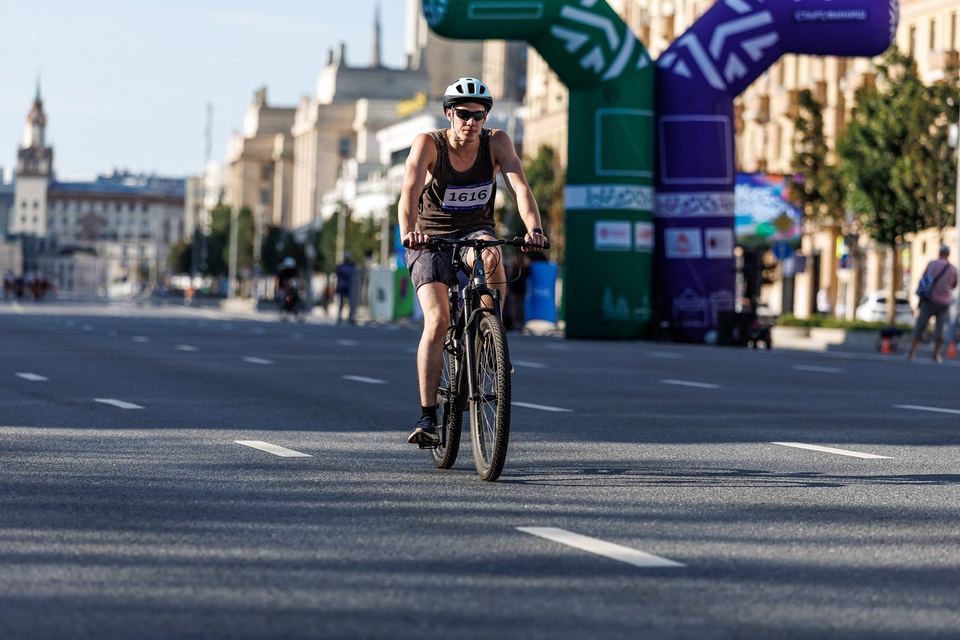 Фото 0921564f2b25480badcb5c699b3ae264 с события Cyclingrace Вечернее Садовое