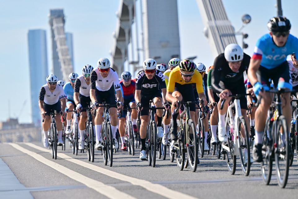 Фото 18c21f68913b4e97ad9c4156f08706e2 с события Cyclingrace Вечернее Садовое