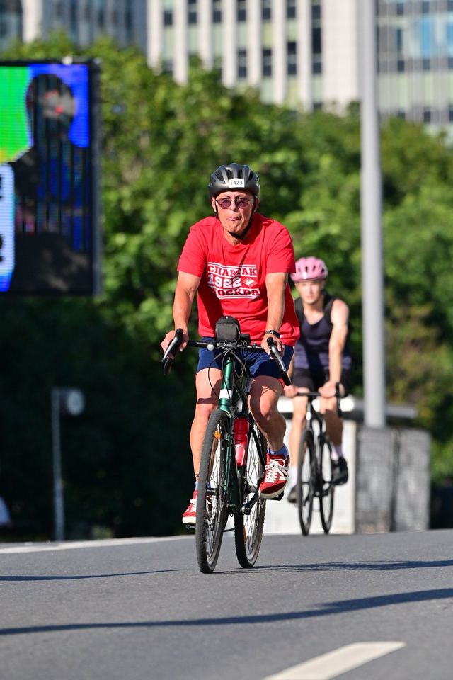 Фото 602e009ec7db4f69893c448fd74155ee с события Cyclingrace Вечернее Садовое