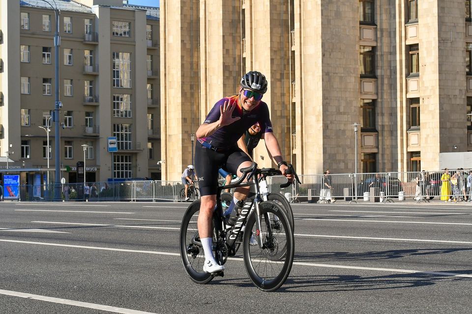 Фото 411d45f2e31a43648a5aeeab87e3da53 с события Cyclingrace Вечернее Садовое