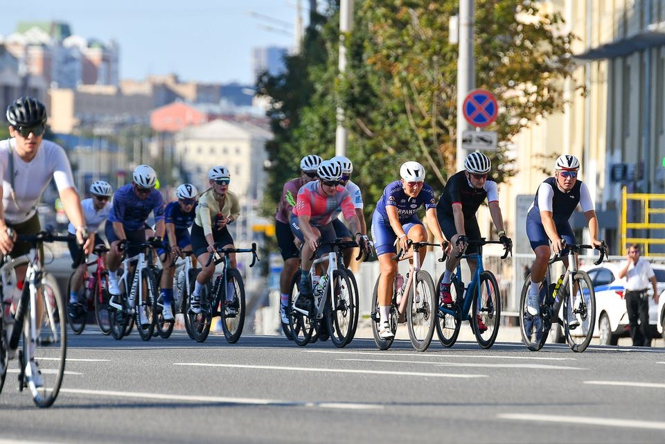 Фото 4519de3953f14d6e8eda1a016e5ffc51 с события Cyclingrace Вечернее Садовое