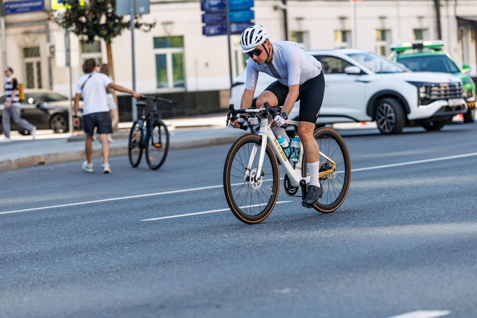 Фото 2817965fcd1e4a208521e7b3def8d57b с события Cyclingrace Вечернее Садовое