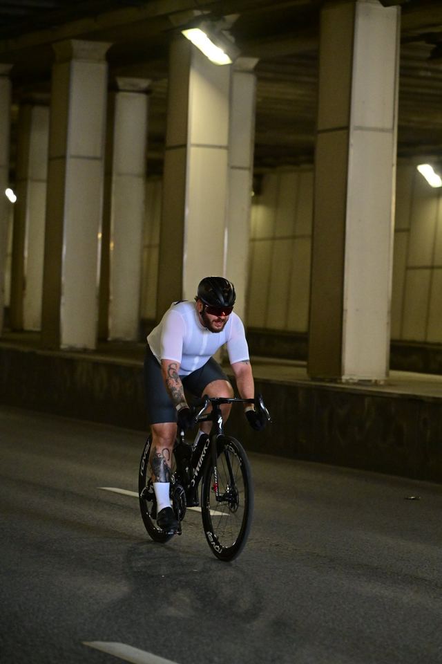 Фото 50e2f20214b0429b8d941ec17ee4d2ca с события Cyclingrace Вечернее Садовое
