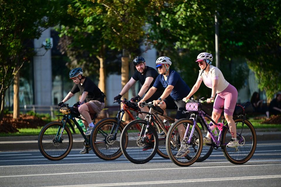 Фото 544aa8b0b78f4f6097a7c694243d0b97 с события Cyclingrace Вечернее Садовое