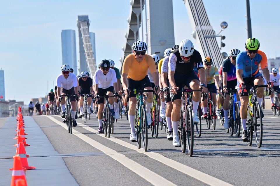 Фото 39d5a5eddddc4a2e96782ce37044d2f4 с события Cyclingrace Вечернее Садовое