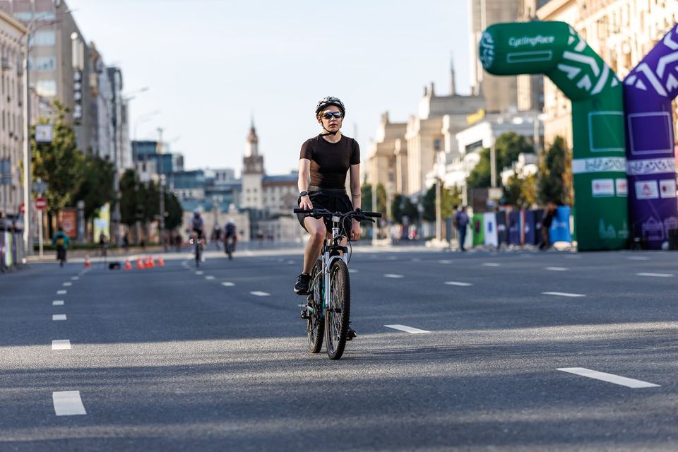 Фото 3dff4d084da44bbb97bdfbff9973d5bf с события Cyclingrace Вечернее Садовое