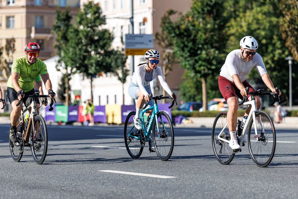 Фото 1f8edc3d21924f24890dffc6cad175f3 с события Cyclingrace Вечернее Садовое