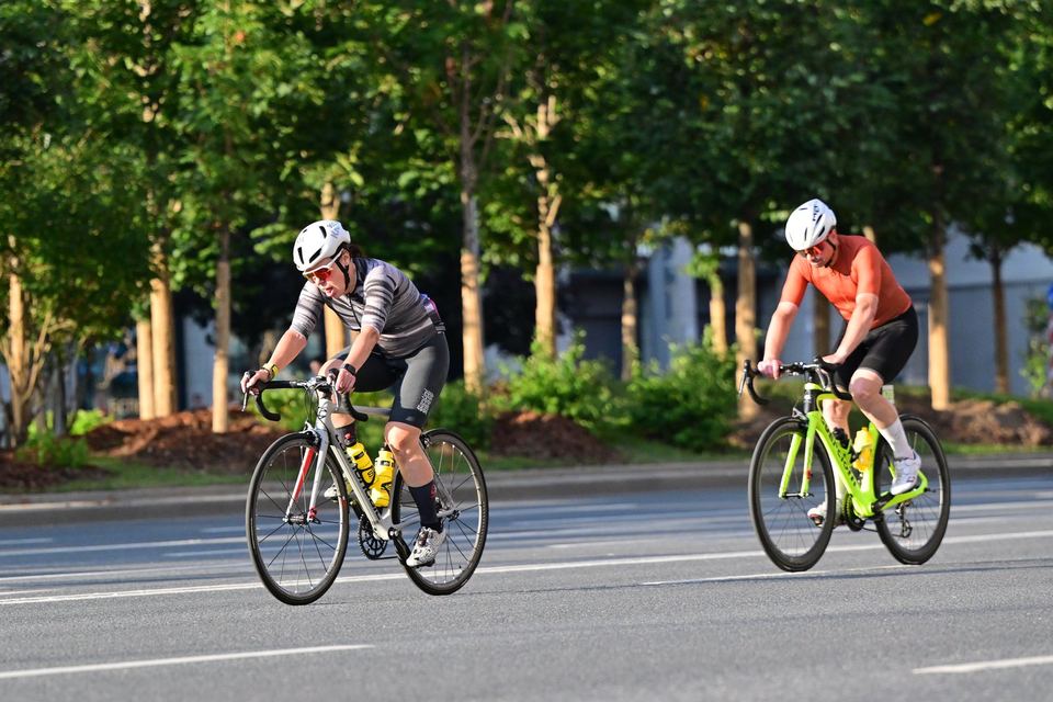Фото 120f6de2bb5141c9a5bdcbbd4b1ae8a0 с события Cyclingrace Вечернее Садовое