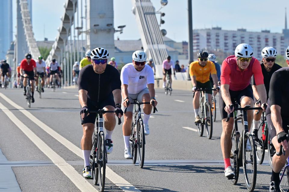 Фото 89293eaa1ec94cffaba0c743e38c1a24 с события Cyclingrace Вечернее Садовое