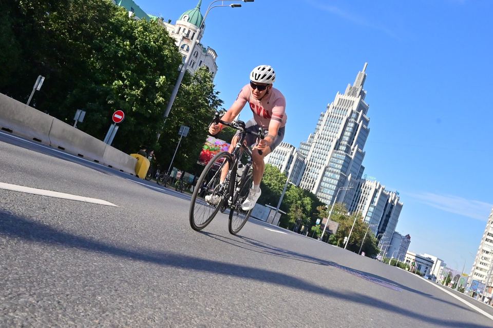 Фото 38ba87f809da4e3b9d4ad69148e94614 с события Cyclingrace Вечернее Садовое
