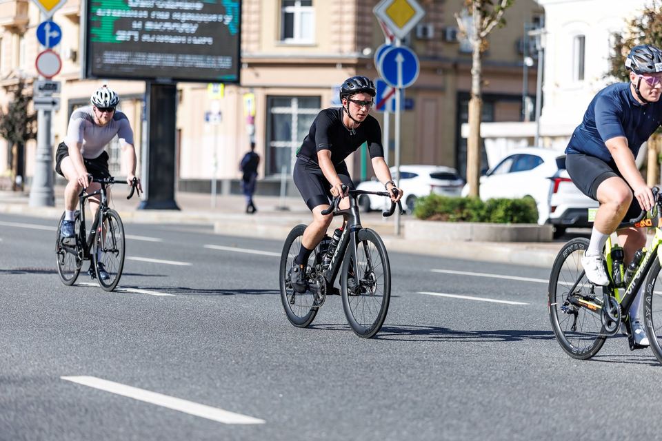 Фото 5c32702e084548e1805ea67e2949ba8b с события Cyclingrace Вечернее Садовое