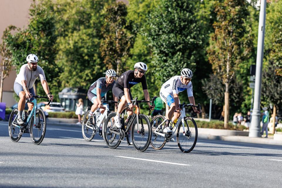 Фото 754cafbffeca43baa9abeb2218677a60 с события Cyclingrace Вечернее Садовое