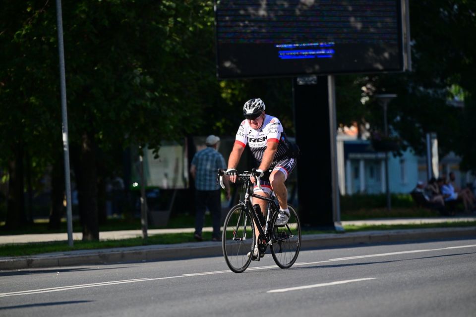 Фото 4397b69f4cd447319ef7eee137fe56bf с события Cyclingrace Вечернее Садовое