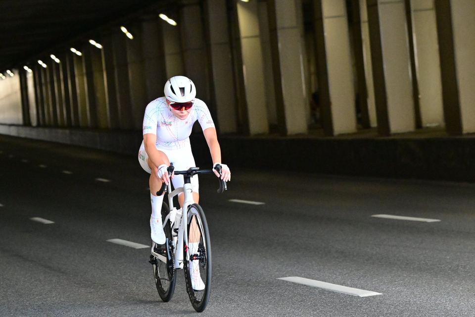 Фото 4f1c14ff9b4a4cb3ad2f911f9b3b34ae с события Cyclingrace Вечернее Садовое