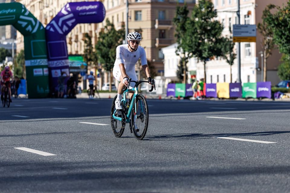 Фото b0973086cb4f4d6bb997251a62e9d0c0 с события Cyclingrace Вечернее Садовое
