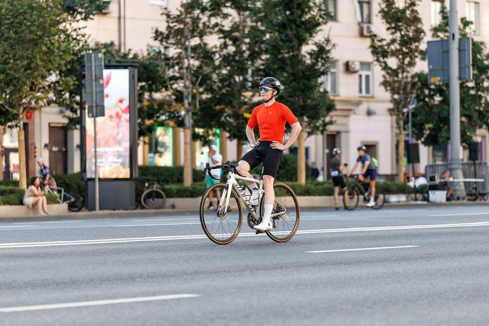 Фото 68f4e872945948ddaba745e944866d7c с события Cyclingrace Вечернее Садовое