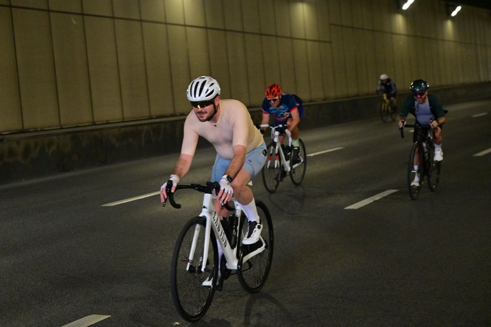 Фото 8f2553553bce48b29d96f444d990f438 с события Cyclingrace Вечернее Садовое