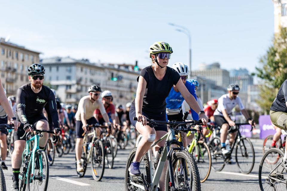 Фото f8424f1d76f84faea19937d58bfce2d0 с события Cyclingrace Вечернее Садовое