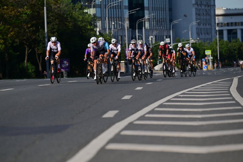 Фото eeb5e3fd290d48e48034fb00f5d9bd57 с события Cyclingrace Вечернее Садовое