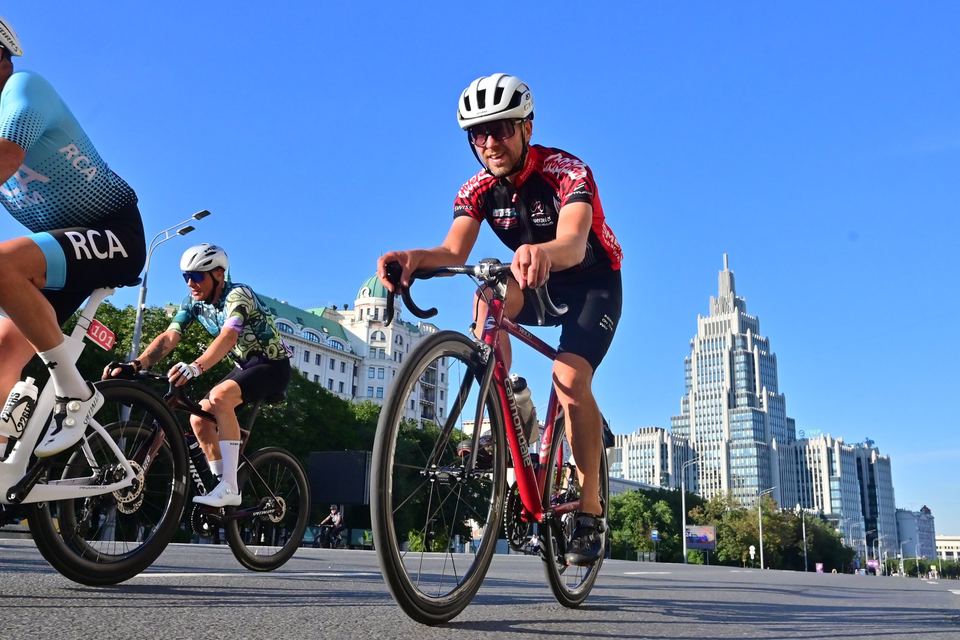 Фото bd0e73436359461e98921e437b41ff73 с события Cyclingrace Вечернее Садовое