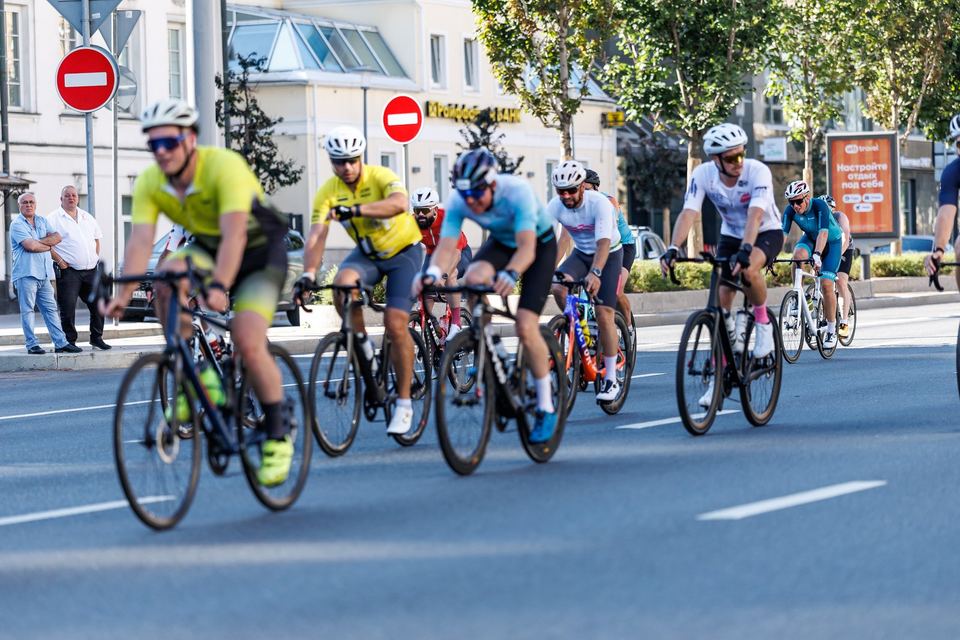 Фото b32a23f95b0e49ef99114c4b9a622022 с события Cyclingrace Вечернее Садовое