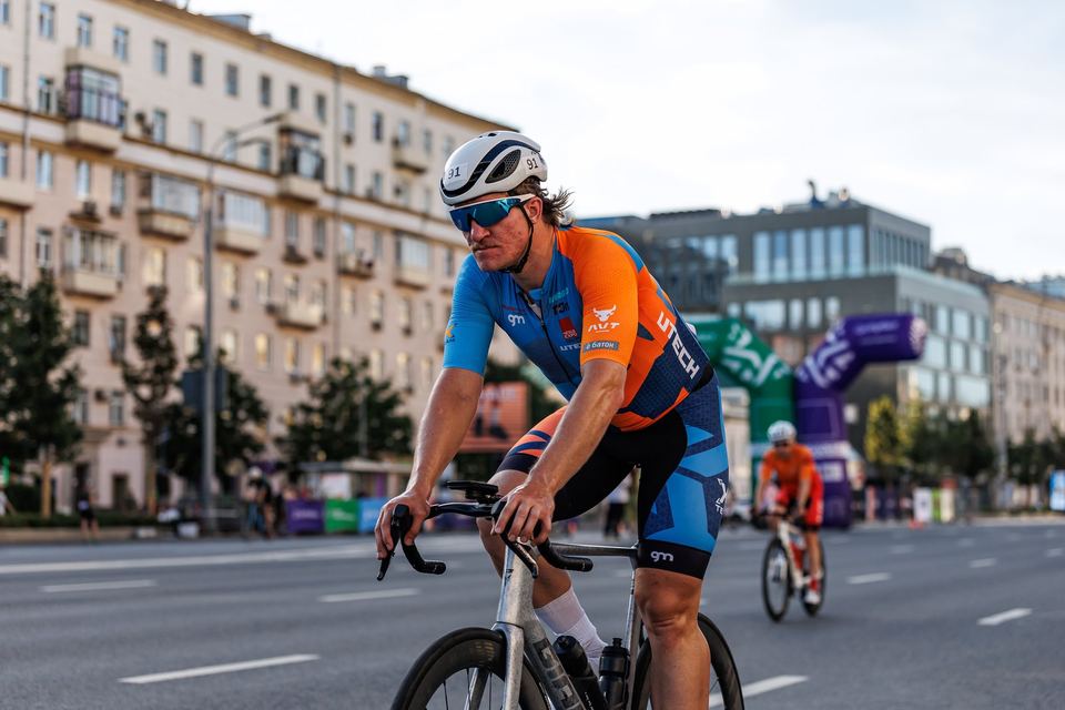 Фото 7a42579a0a4d4046a1f3b86df72bc3ed с события Cyclingrace Вечернее Садовое