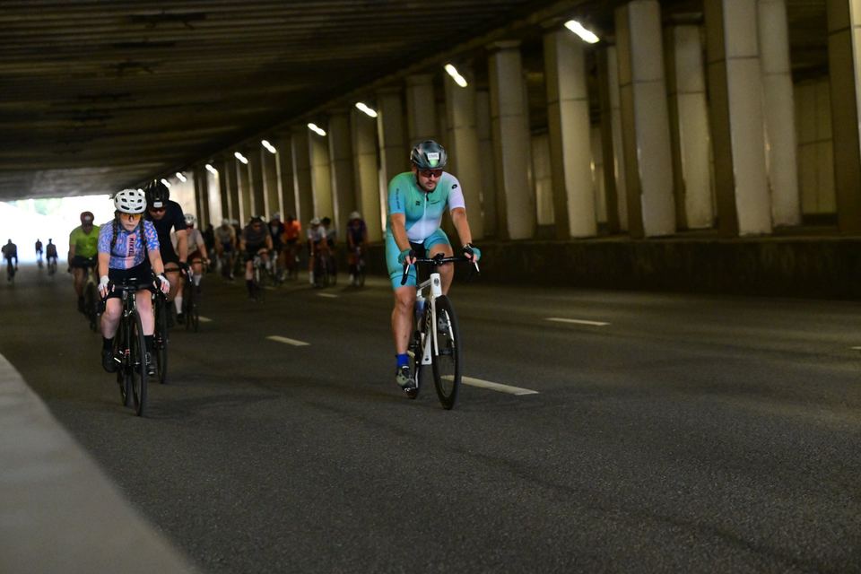 Фото 56aa3c509bf54f849ca63cfbe82b65ef с события Cyclingrace Вечернее Садовое