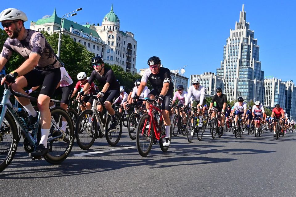 Фото 001720c7a0694f16a3f7a0d9fcd32b8b с события Cyclingrace Вечернее Садовое