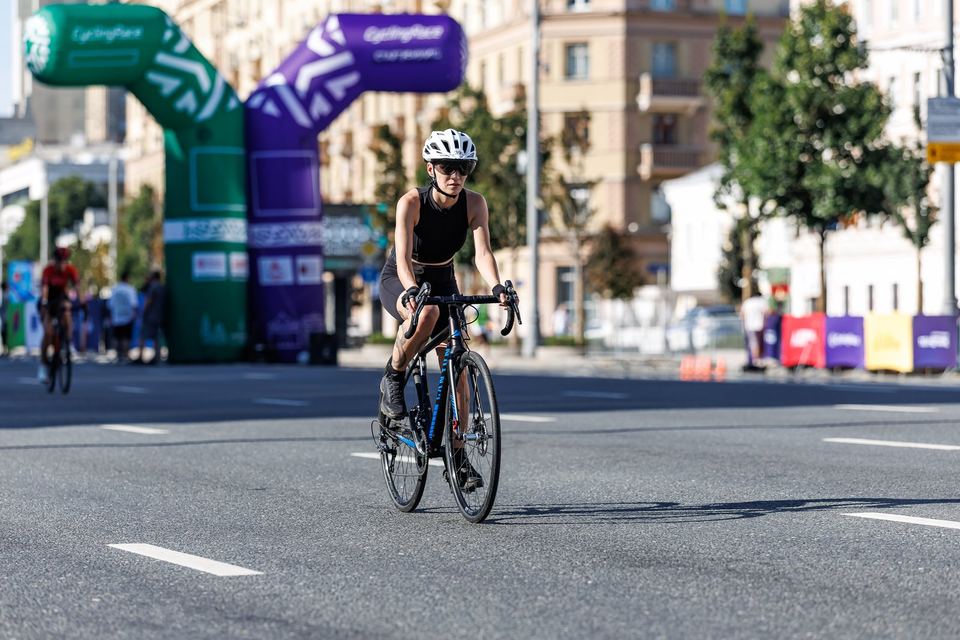 Фото b65db798bb554bf6a859a67c27ffa0f8 с события Cyclingrace Вечернее Садовое