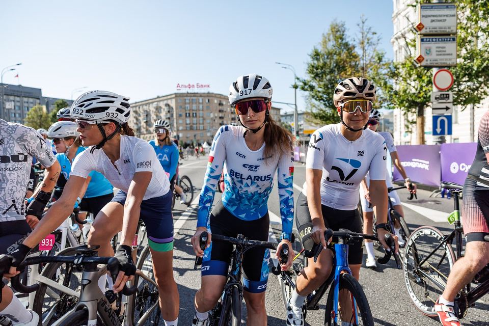 Фото 943c0726b6394c11a65a09369d288aaf с события Cyclingrace Вечернее Садовое
