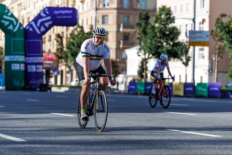 Фото 4c4c982d2d1a4145a447a93269ab9a00 с события Cyclingrace Вечернее Садовое