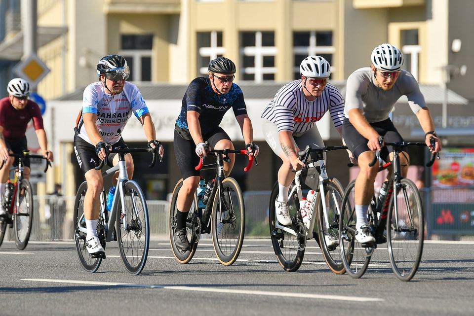 Фото 11d061c0f9c34e8389aa7072f84850cb с события Cyclingrace Вечернее Садовое