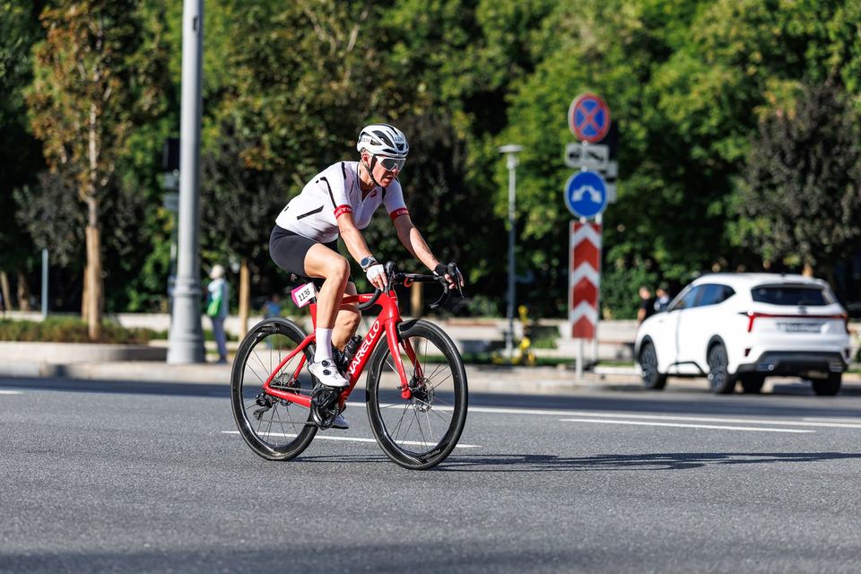 Фото 079a280b10e04906a1970d1924cb43e8 с события Cyclingrace Вечернее Садовое