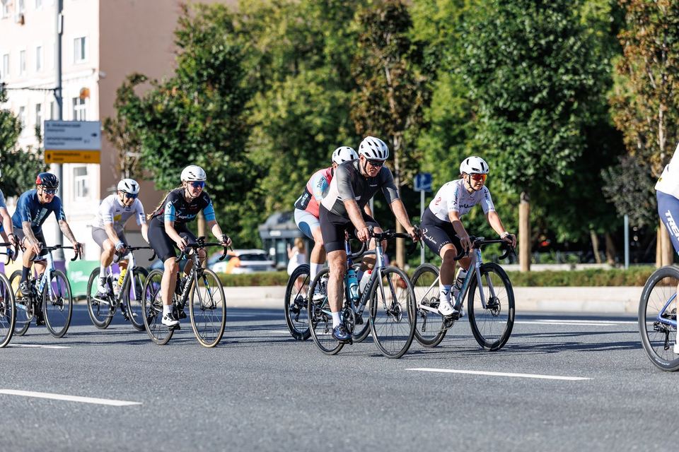 Фото 2a2e525c685f4c9eab291ff3e02790a6 с события Cyclingrace Вечернее Садовое