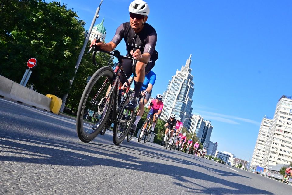 Фото b561ea475f774cfeab984ee0e7c2510f с события Cyclingrace Вечернее Садовое