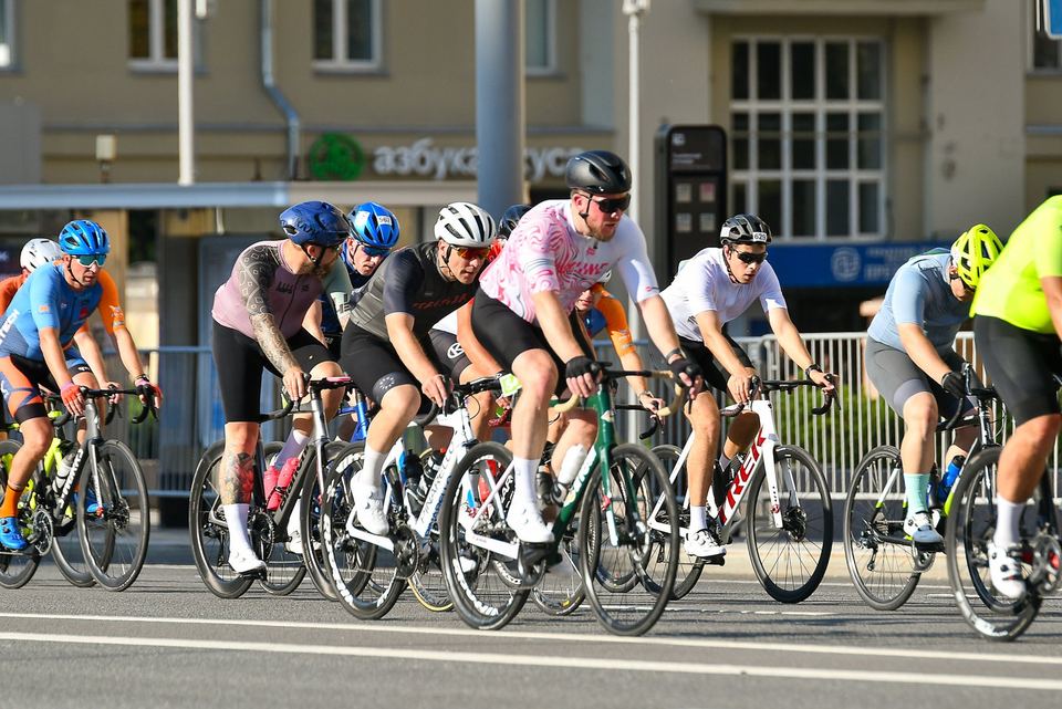 Фото 3b980ab708b24cc4909422621394f16e с события Cyclingrace Вечернее Садовое