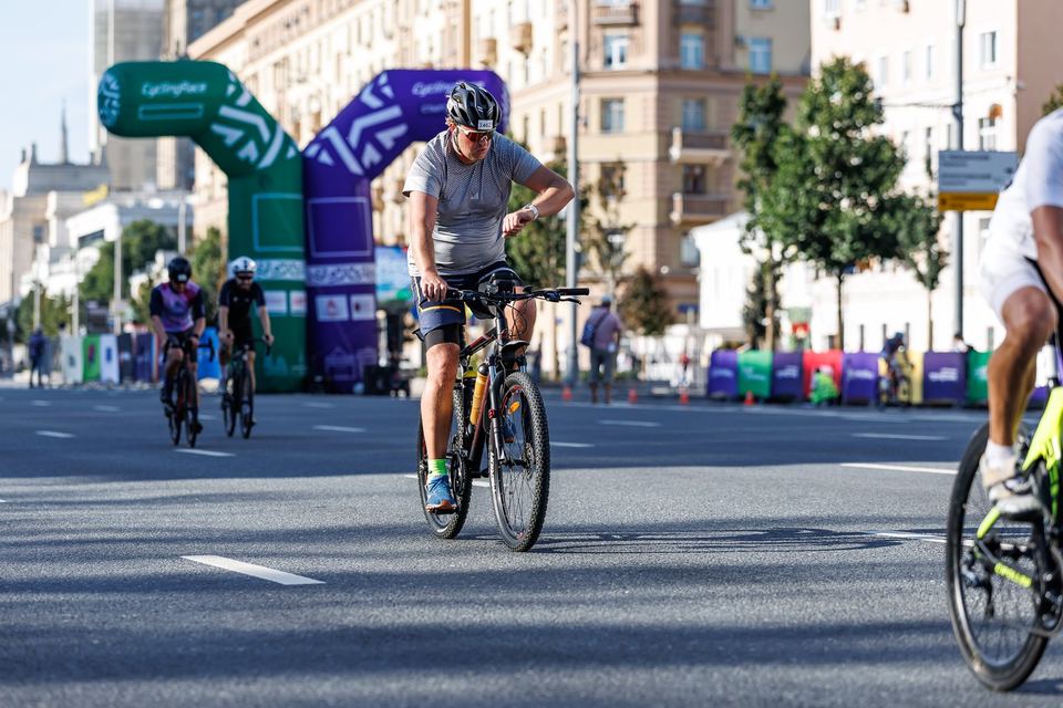 Фото 166e316722f440ffb9fc4d4e3063d0ca с события Cyclingrace Вечернее Садовое