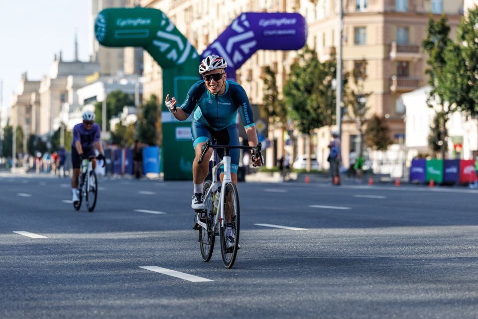 Фото 7472326b1b634e02a6d7fa94fdf01b38 с события Cyclingrace Вечернее Садовое