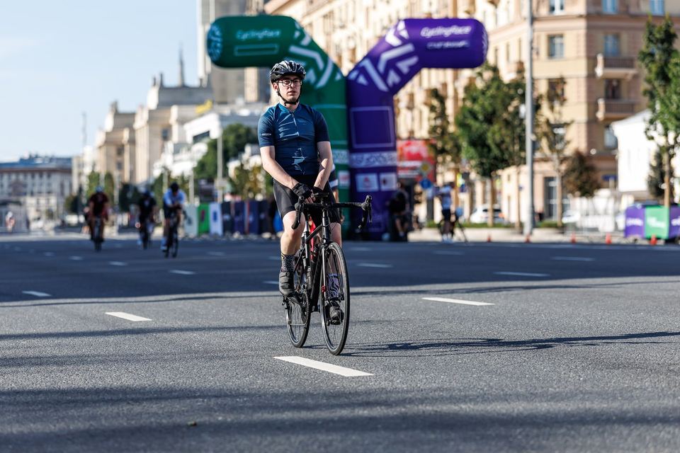 Фото c14fff7f02184f54818ecf7319057f31 с события Cyclingrace Вечернее Садовое