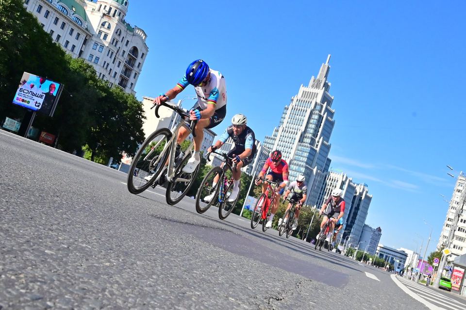 Фото e321da7a6f7e460fa25f2d10be501da0 с события Cyclingrace Вечернее Садовое